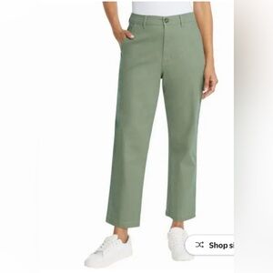 G.H. Bass & Co. Ladies' Size 4 Chino Pants Ankle Length, Green